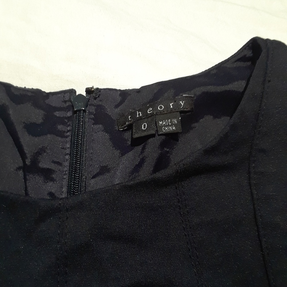 Theory dress - Picture 5 of 5